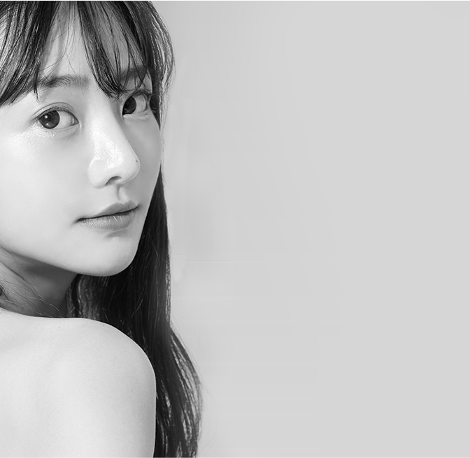 Model with strengthened skin after 2nd generation Lala Peel Plafil treatment